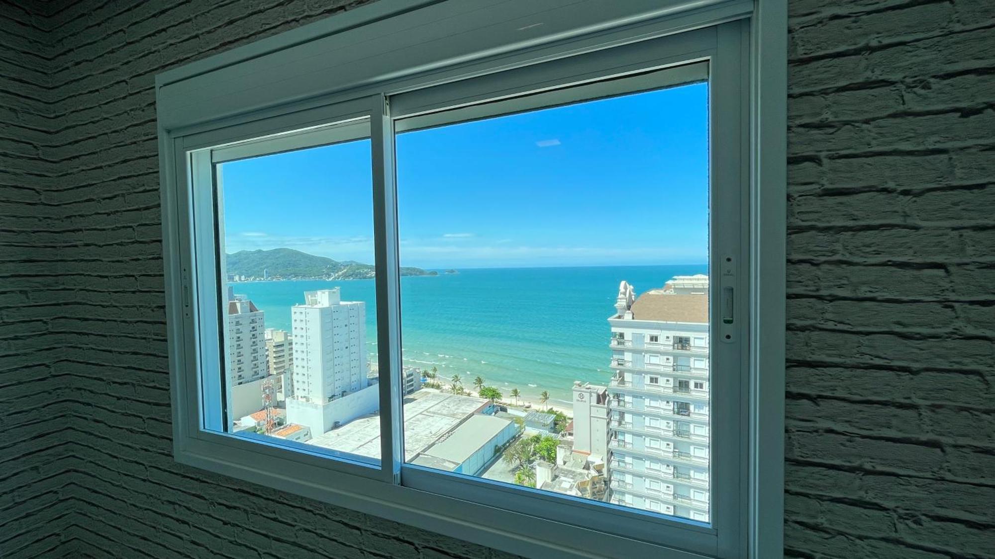 Cobertura Com Belissima Vista Para O Mar E Jacuzzi Ітапема Екстер'єр фото